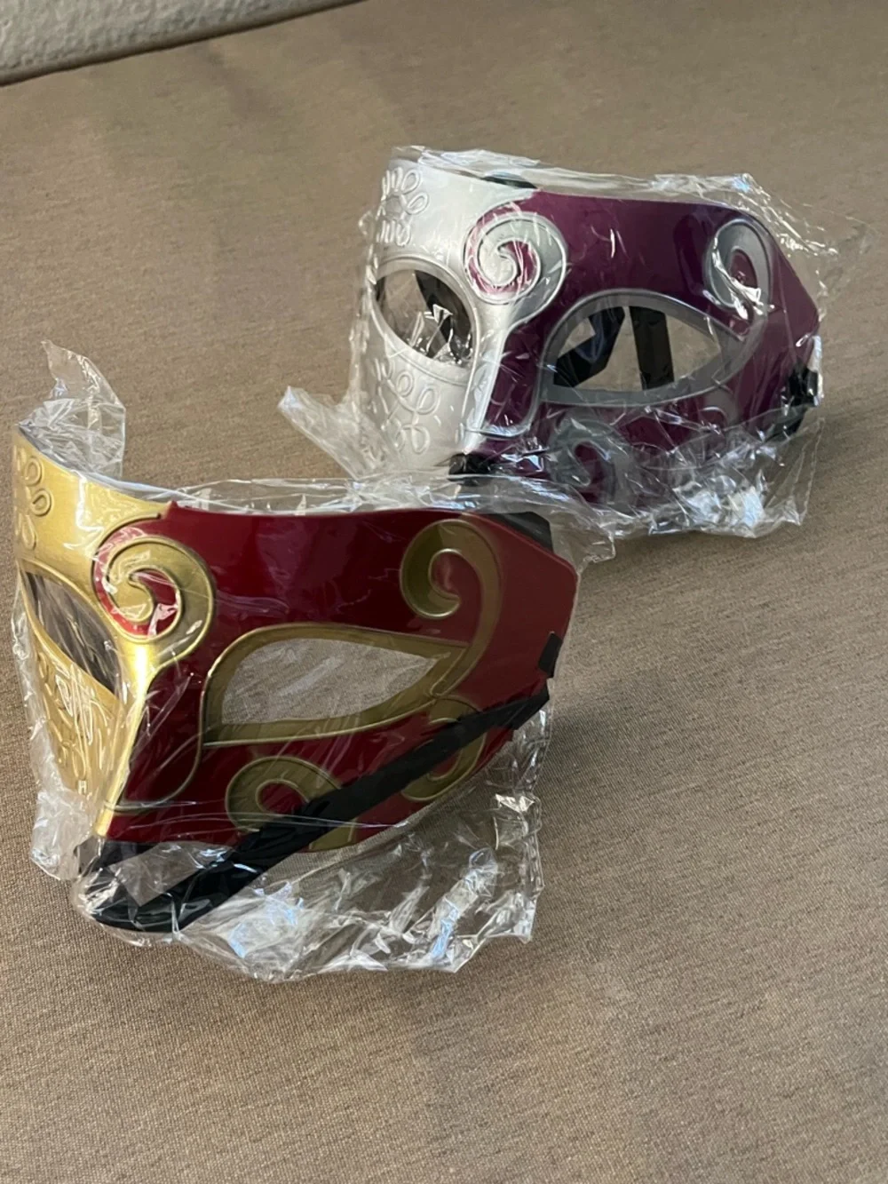 Venetian-Style Half Face Masks in Gold/Red & Silver/Purple